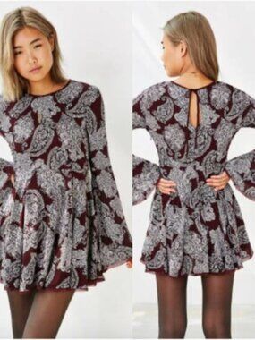 NWT Urban Outfitters sz 10 Ecote Burgundy Sascha Paisley Print Bell Sleeve Dress
